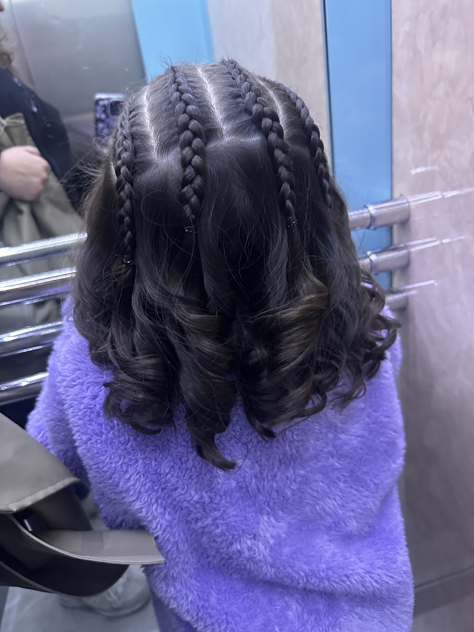AÇI HAIR CUT STUDIO