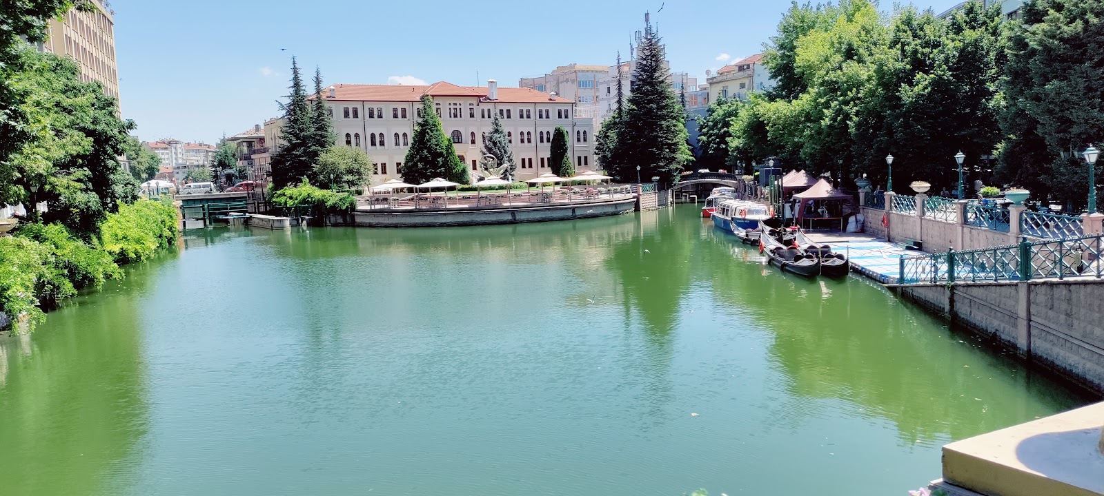 Arzum Moda Evi