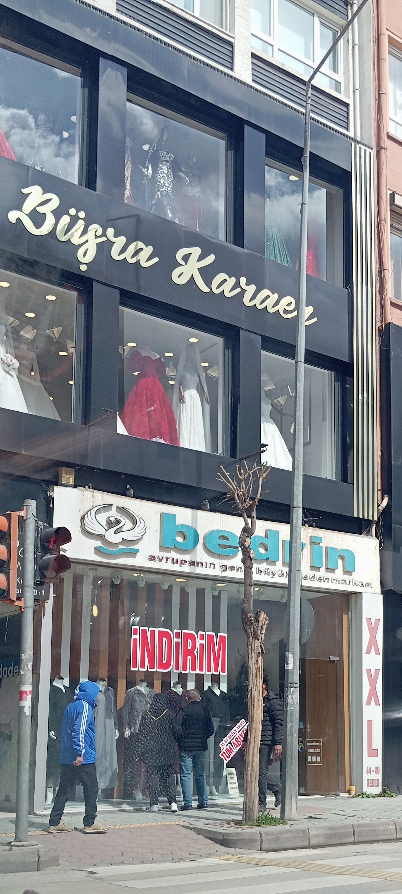 Büşra Karaer Moda Evi kır düğünü mekanı — Tepebaşı