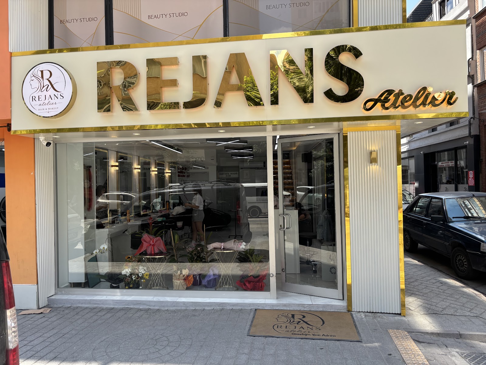 Rejans Kuaför | Gelin Saçı, Makyaj, Renklendirme & Mikro Kaynak